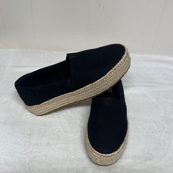 Toms Black Espadrille Slip-Ons - Picture 1 of 12